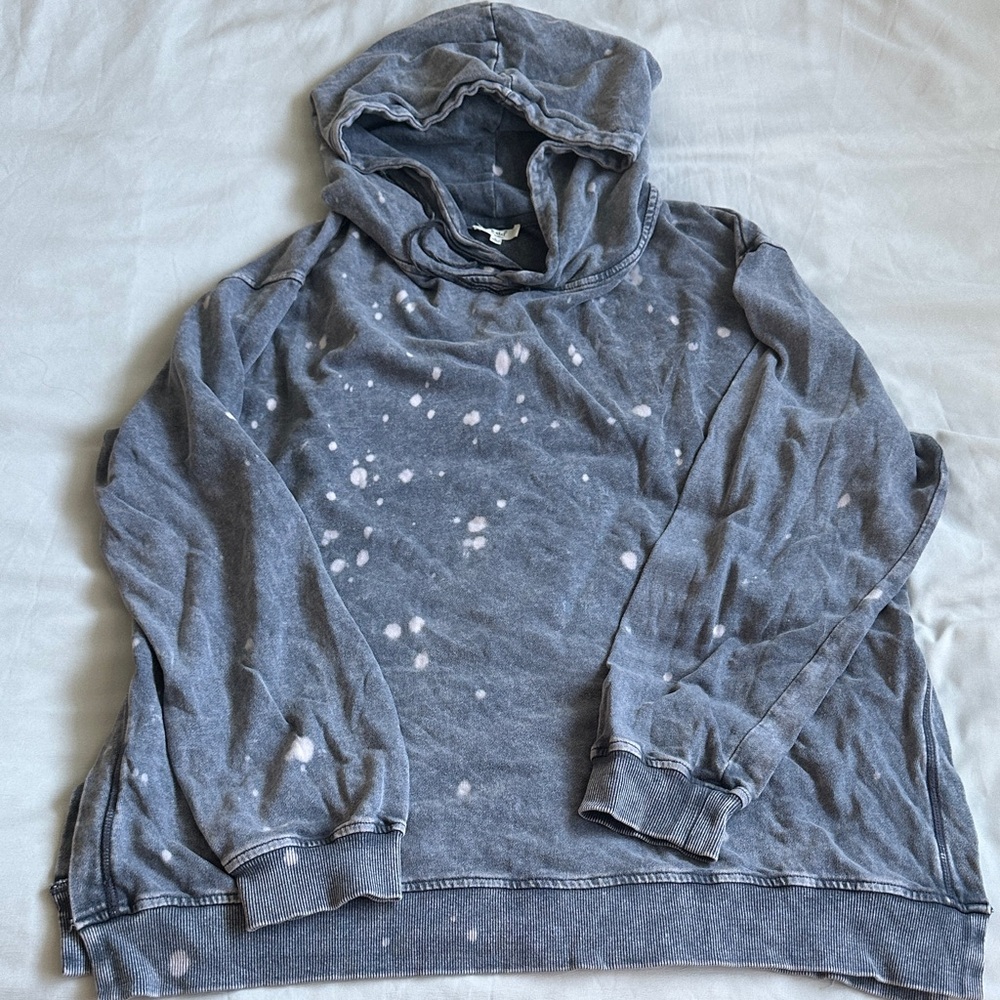 Easel Bleach Splattered Sweater